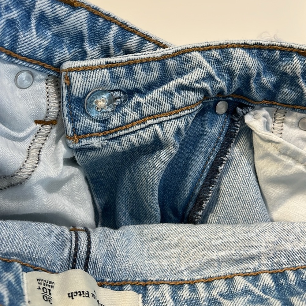 Abercrombie - high rise, 30/10 tall denim skirt - Picture 7 of 9